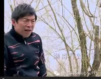 黄渤和“孙红雷”玩自拍,最近很火