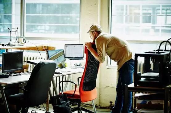 身体状况_梦见自己身体出现状况_魏群身体在说话：懂疾病的讯号^^^身体在说话：看懂疾病的讯号