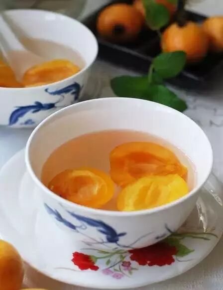 当季水果枇杷功效大攻略，爱吃就多吃