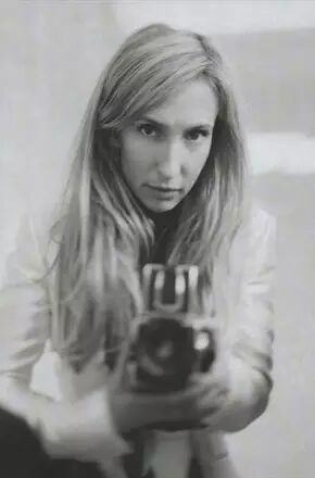 《五十度灰》的导演，可能是全英国最招“恨”的女人