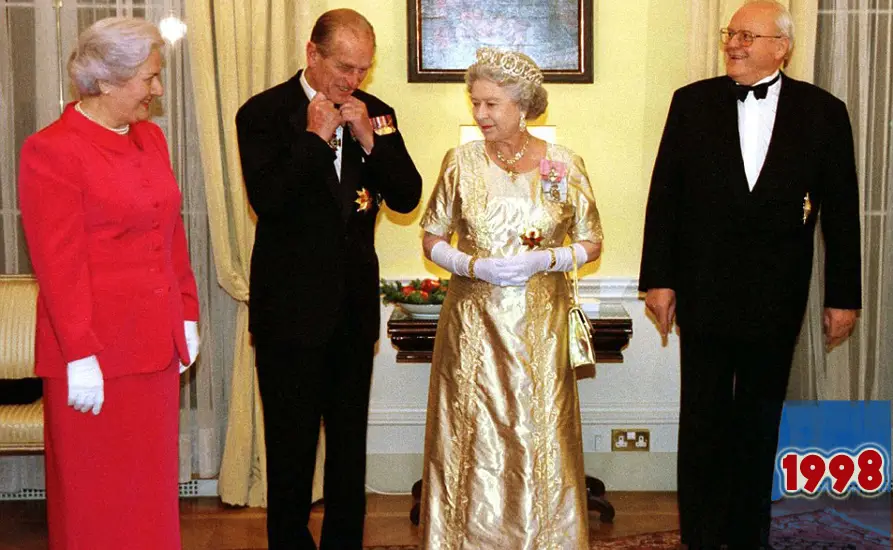 【经典老照片】从一见钟情到厮守一生 英国女王67年爱情之路 - 兰绿相间 - 兰绿相间 【经典老照片】从一见钟情到厮守一生 英国女王67年爱情之路 - 兰绿相间 - 兰绿相间