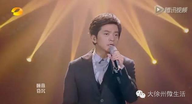 他有故事你愿听吗?李健献唱《当你老了》暖哭人  经典现场