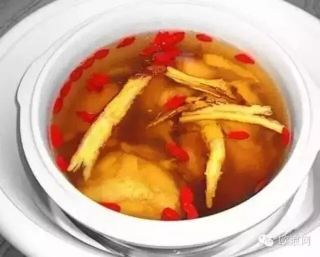 【养生】枸杞泡一物效果惊人，胜过吃补药！