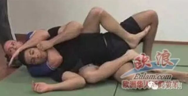 两名在马德里仓库区和pinto专门勒脖子抢劫华商的惯犯被捕