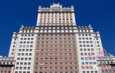 马德里市长最终妥协：“万达只要你留下来，西班牙大厦随便你拆！”