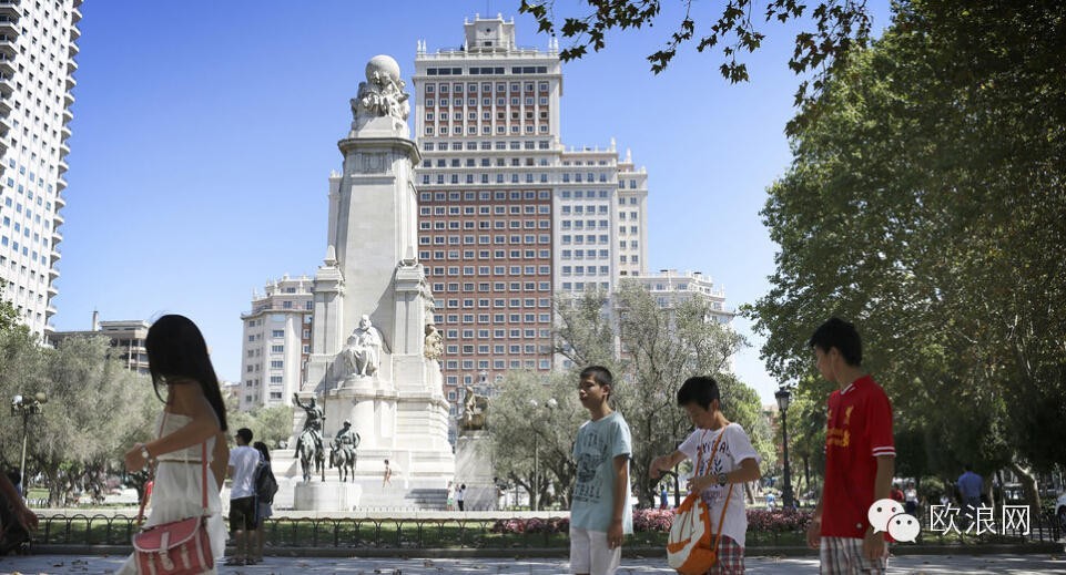 中国商人在西班牙 靠艰苦工作征服世界