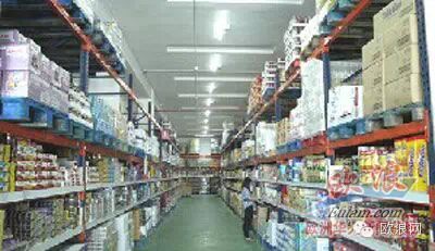 马德里华人食品店生意旺季不旺 商家叫苦连天