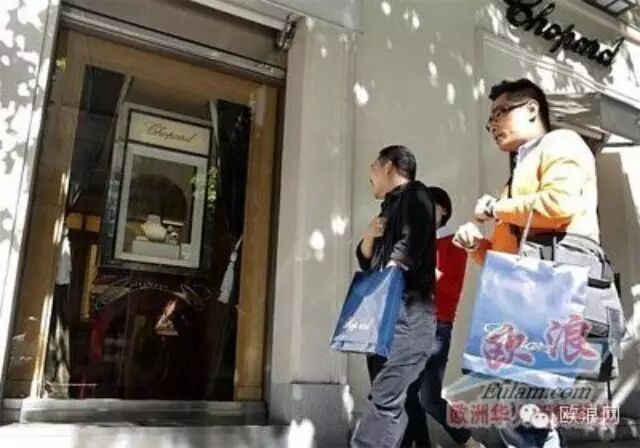 中国游客购物被偷2000欧，治安依旧是西班牙旅游业死角