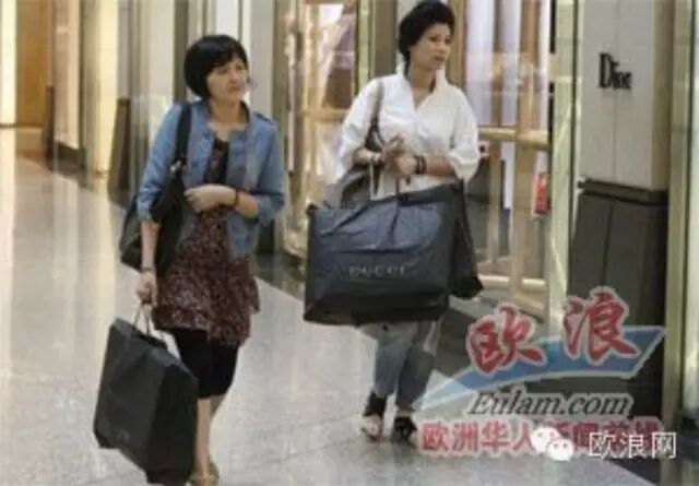中国游客趁淡季来西班牙扫年货，反季节旅游逐渐走俏