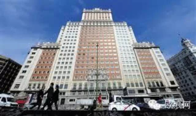 房地产崩盘六年之后 西班牙再次开始建新楼