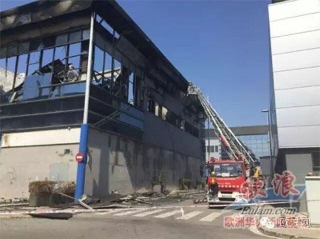 巴塞华人仓库区发生重大火灾 高温天气下敲响火警警钟