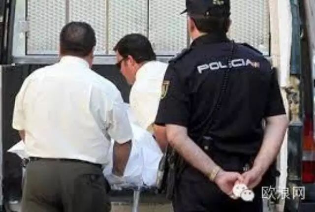 马拉加一名男子被手铐囚禁并枪杀 警方怀疑毒贩内讧