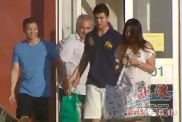 西班牙媒体称华人社会开出93张支票把高平保释出狱