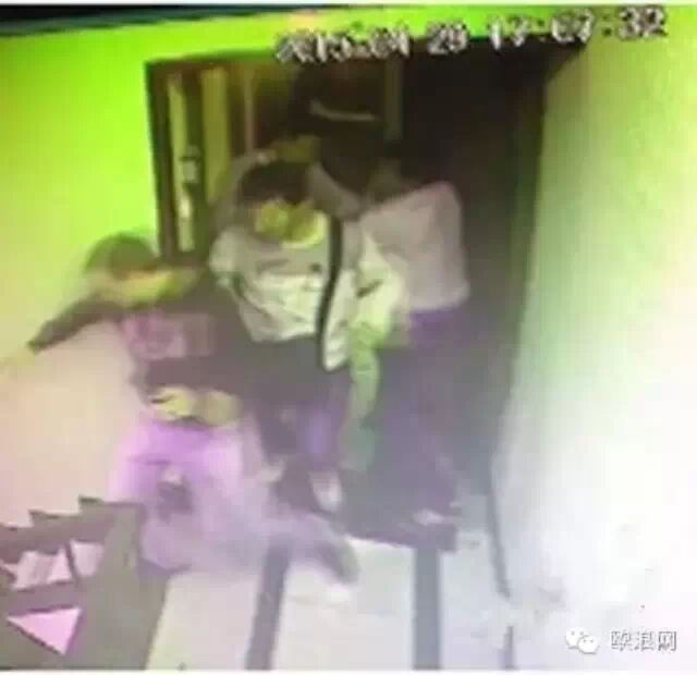 马德里一华人旅馆遭入室持刀抢劫 一名工作人员受轻伤