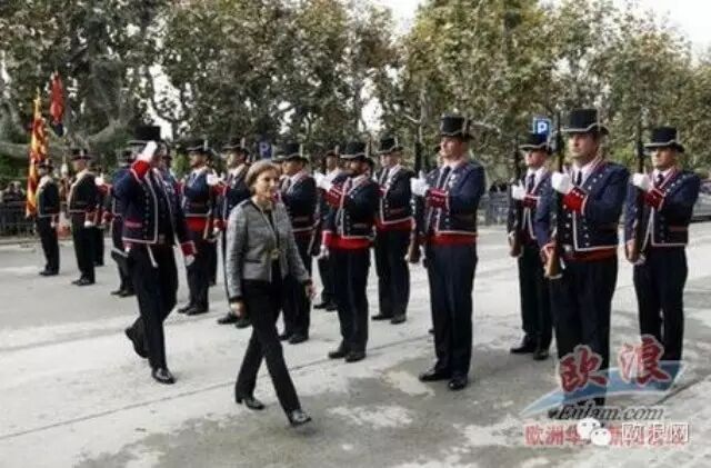 加泰罗尼亚议会宣布与西班牙决裂，独立步伐开始迈出