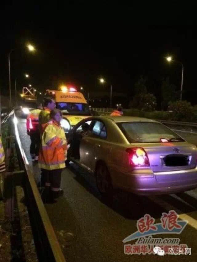 西班牙驾驶员疑似酒后超速撞击侨胞车辆 险将侨胞车辆撞翻