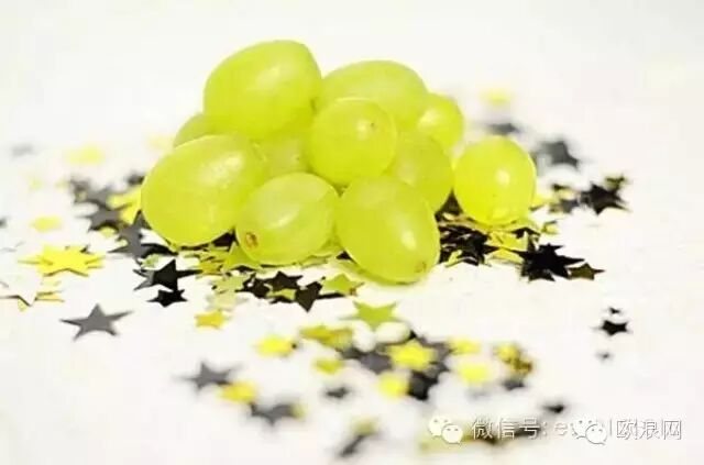 西班牙新年吃12颗葡萄的典故 从葡萄中的爱马仕到幸运葡萄
