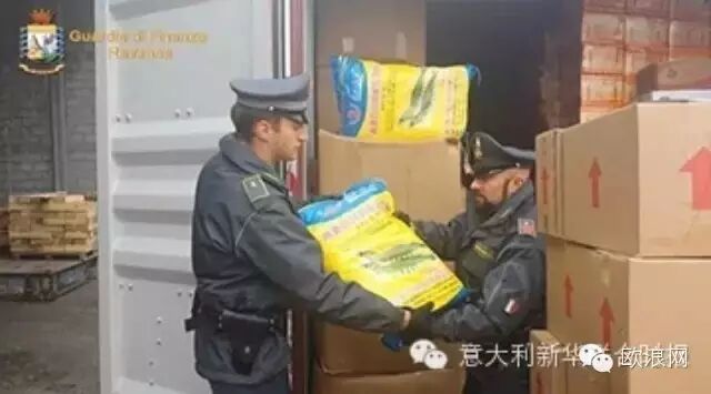 一华人整集装箱的食物、药品　　被查被销毁