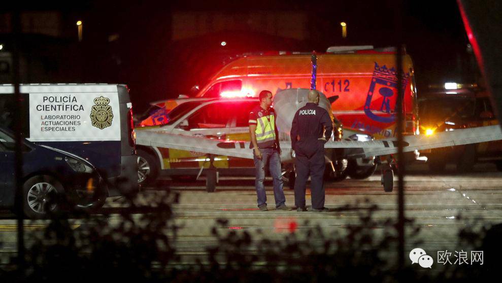 马德里市区一架飞机意外坠毁，两名飞行员双双死亡
