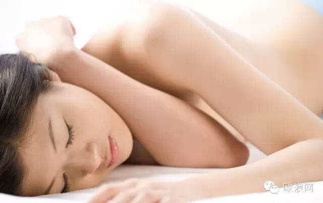 爱睡懒觉的女人，身上全是优点！