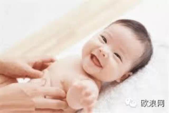 在西班牙孩子出生以后需要做什么？