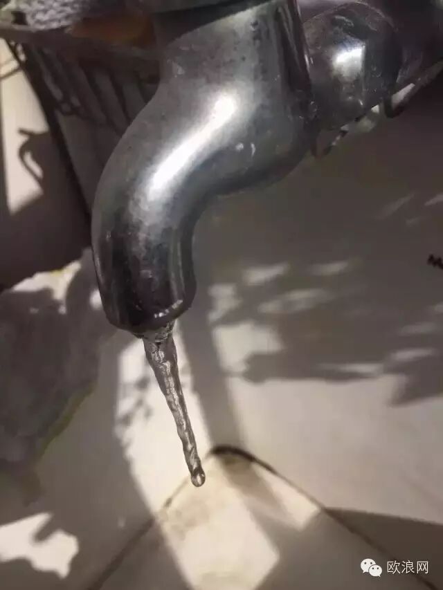 【提醒】记住！家中水管被冻住时，千万不要用开水直接烫！不然…