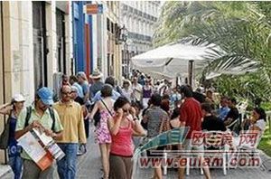 国外游客在西班牙消费大增8.7% 每人日均消费109欧元