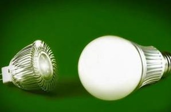 西班牙政府和电力供应商达成协议 避免电费上涨