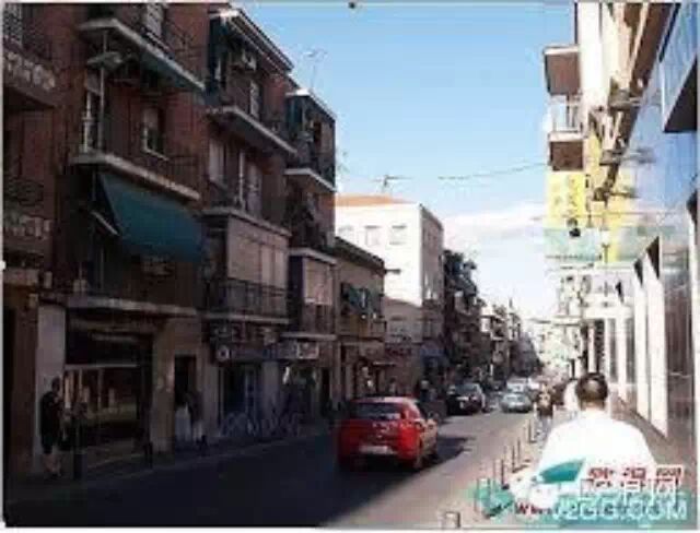 西班牙法律只针对好人？华人食品店频遭酒鬼骚扰