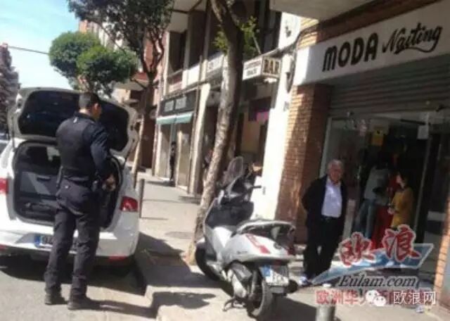 巴塞华人衣服店私售鲜花 因无证无发票遭到当地警察的查处