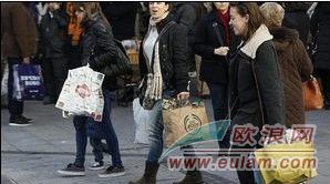 西班牙人如何看待新的一年：悲观中开始带着希望