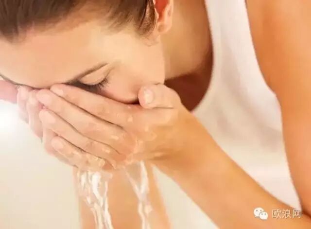 【健康】睡前不做这6件事你会后悔的，因为。。。