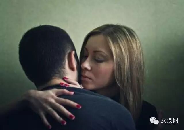 一天老公和秘书请妻子吃饭，然后…超深内涵