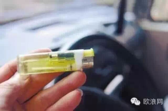 【提醒】夏天这些东西放车里是炸弹，最后一个更要注意
