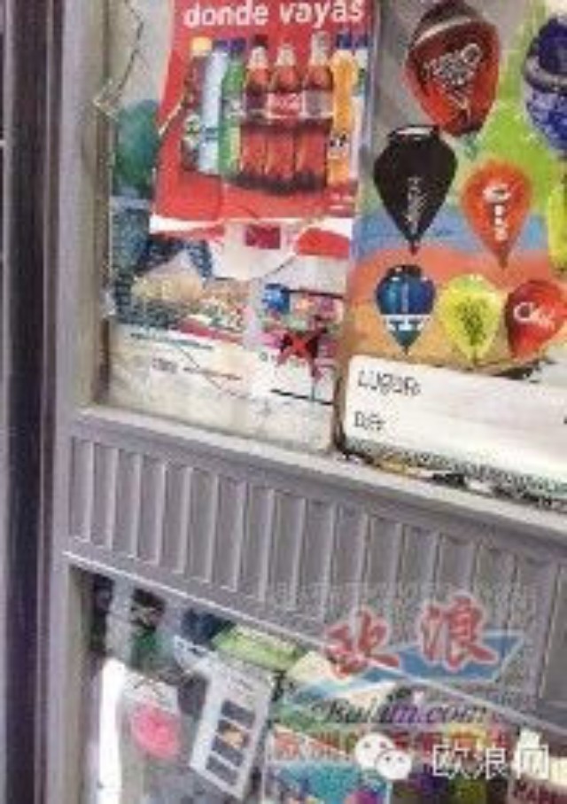 西班牙华人食品店频遭恶性骚扰，店主起诉又怕被报复