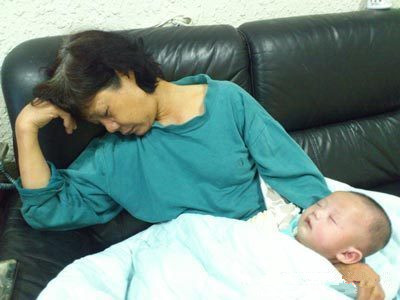 【转载】一组刚出来的照片,女人发给男人看,男人看后哭了! - 爱梦晓 - xbdxyx的博客 一组刚出来的照片,女人发给男人看,男人看后哭了! - suay123“阿庆嫂” - 阿庆嫂欢迎来自远方的好友!