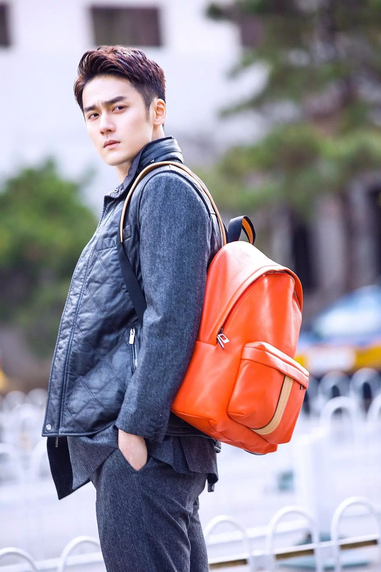 明星街头穿搭_明星穿搭街拍_明星时尚街拍