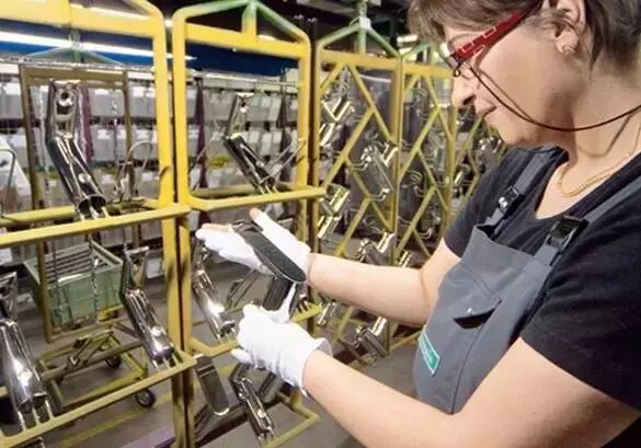 揭秘：8000万人口的德国，为何能诞生2300个世界名牌？