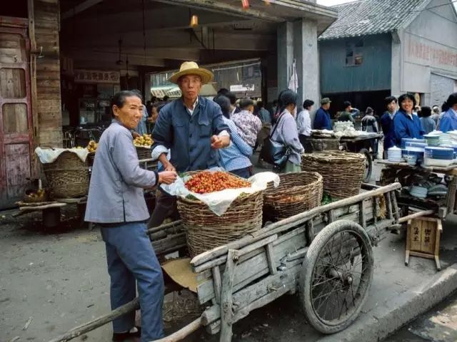 ZT:意大利青年拍攝八十年代杭州是這樣的