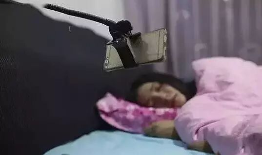 桐乡女孩“一睡成名”,竟然拒绝国民老公王思聪?