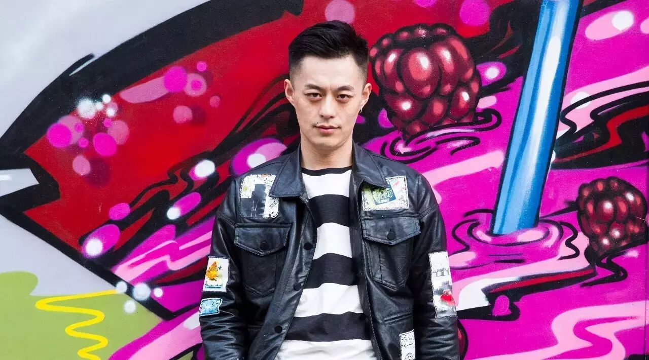 又一位Admire对象陈列师“霍建华”高颜值还玩跨界对服饰...