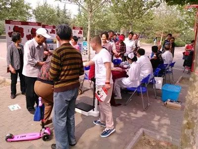 “健康中国梦，祥云好邻居”健康工程走进周边8个社区，服务千余名社区居民 