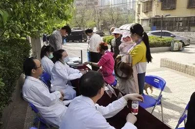 “健康中国梦，祥云好邻居”健康工程走进周边8个社区，服务千余名社区居民 