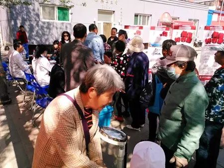 “健康中国梦，祥云好邻居”健康工程走进周边8个社区，服务千余名社区居民 