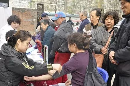 “健康中国梦 祥云好邻居”大型社区健康工程公益活动 