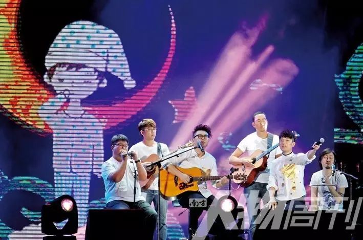 好妹妹乐队青春就是一直勃起|明星