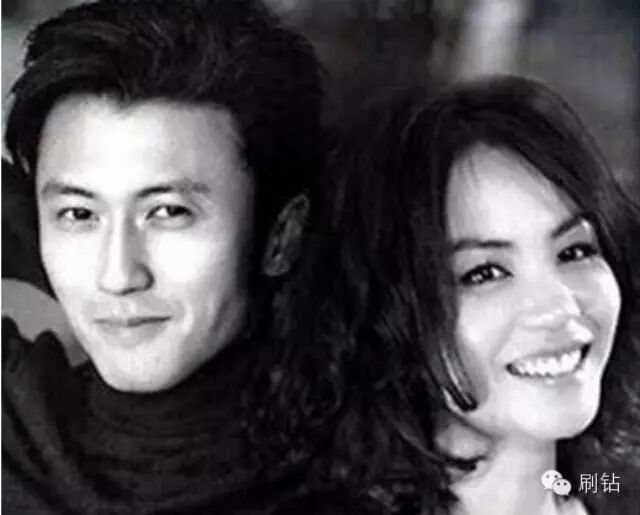 12年,46岁的王菲终于要嫁给35岁的谢霆锋了!