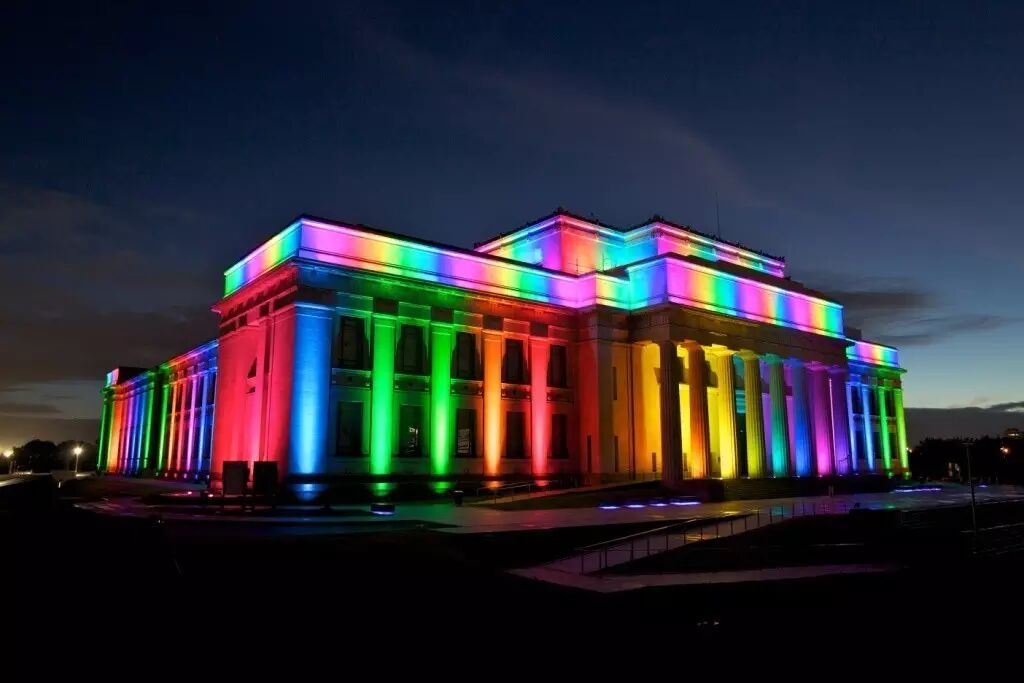 【专访】欧切斯立足行业前沿，专注智能照明控制研发