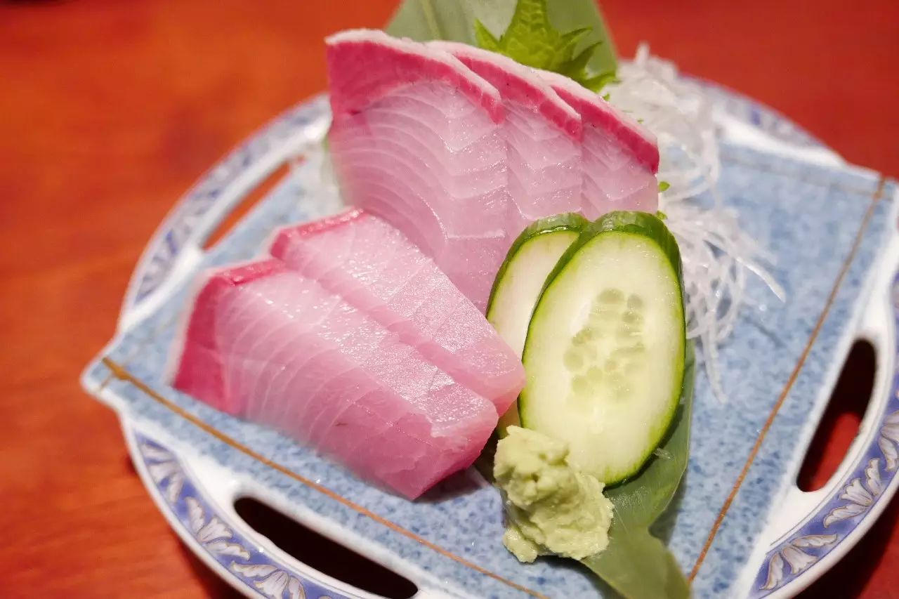 寒鰤鱼刺身,拍摄于日本海庄や高冈店