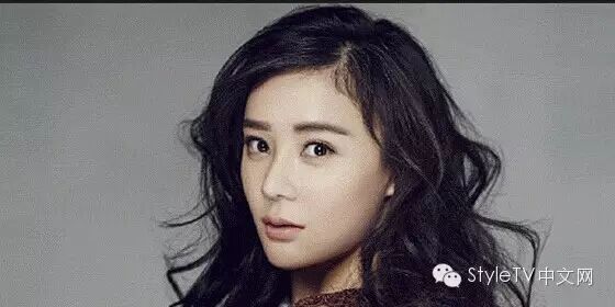 星8客 还在猜王菲有没有怀孕?人家的大女儿都正式出道了!